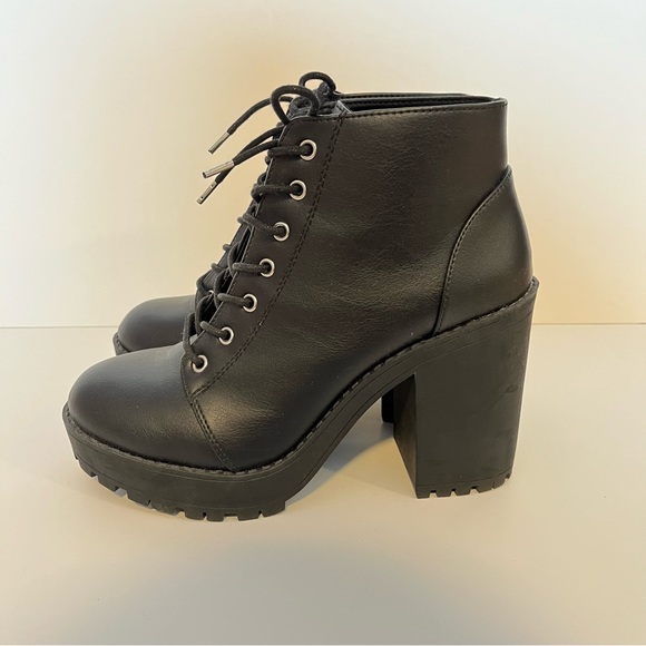 H&M Shoes US 8.5 - Picture 2 of 6